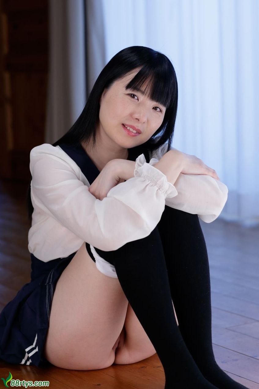 日本女子YOSHINO全裸大胆写真